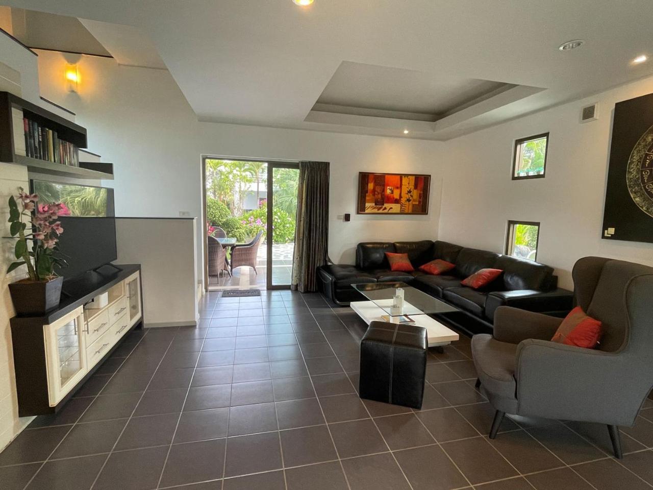 Seabreeze Villa Rayong Buitenkant foto