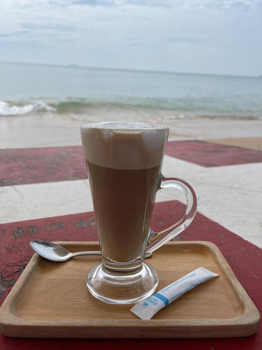 Seabreeze Villa Rayong Buitenkant foto